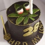 Beverly-Hills-California-Smoking-Pot-Leaf-Big-Eyes-Designer-Cake